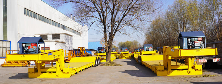 What is a Removable Gooseneck Trailer for Sale? | Tri Axle 80 Ton Removable Gooseneck Trailer