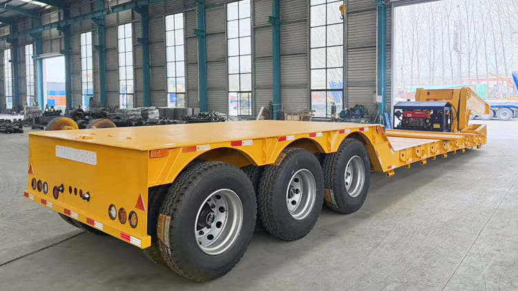 Removable Gooseneck 3 Axle Lowboy Trailer for Sale in Jamaica